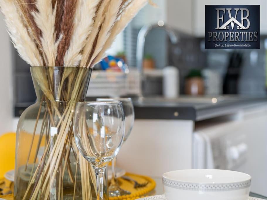 Charming Cosy Getaway Ideal For Leisure & Business Southampton Eksteriør bilde